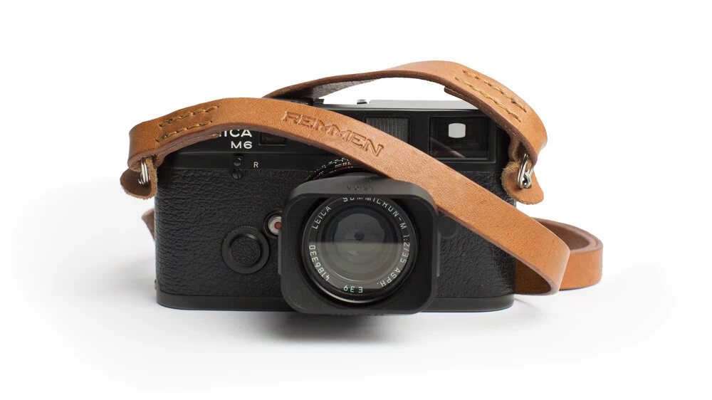 remmen_cognac_leica_w.jpg